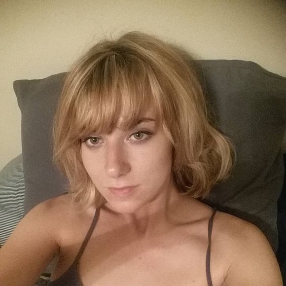 Meet your Posher, Tara - Picture 1 of 1